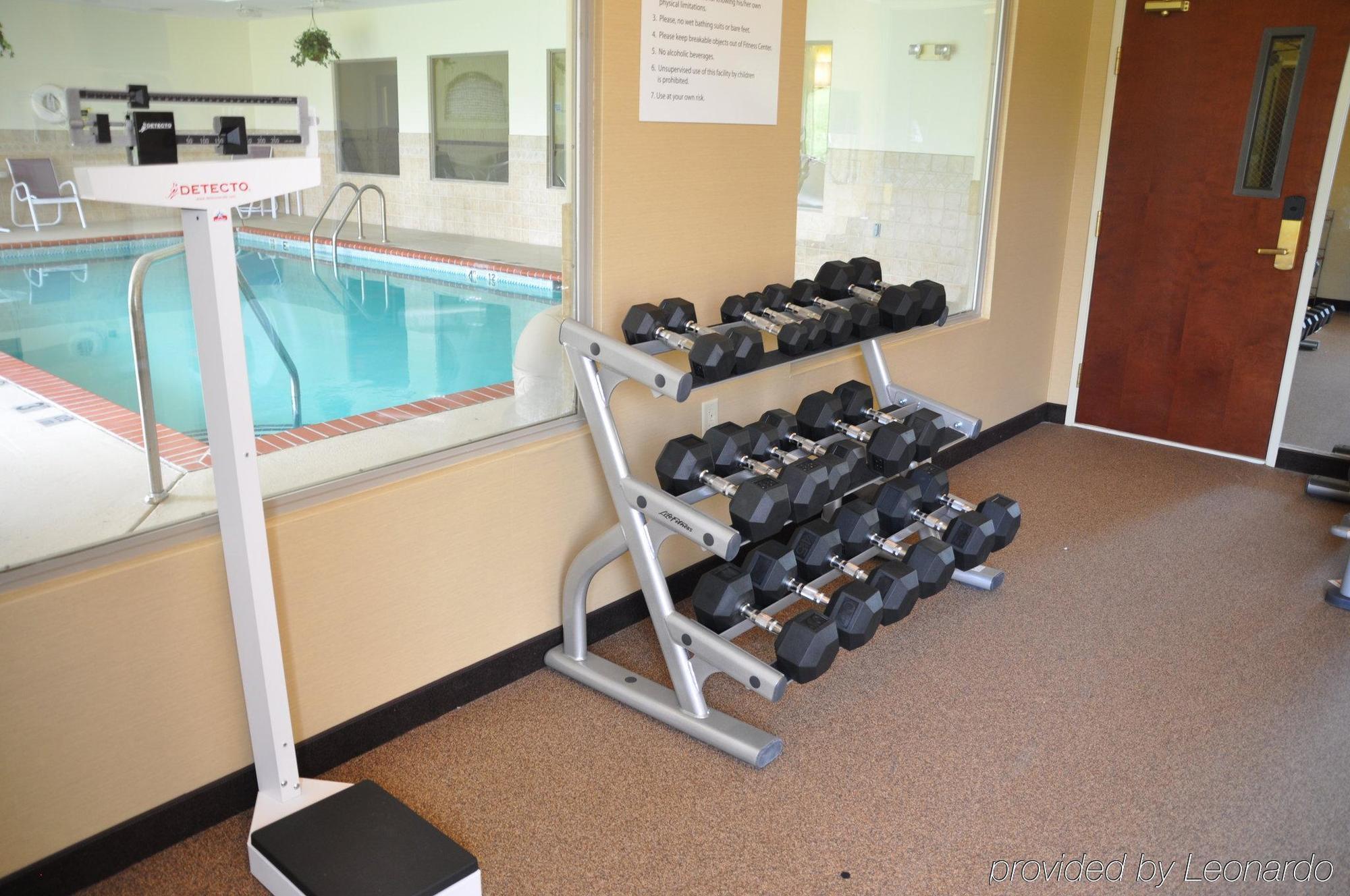 Holiday Inn Express Hotel & Suites Christiansburg By Ihg Exteriér fotografie