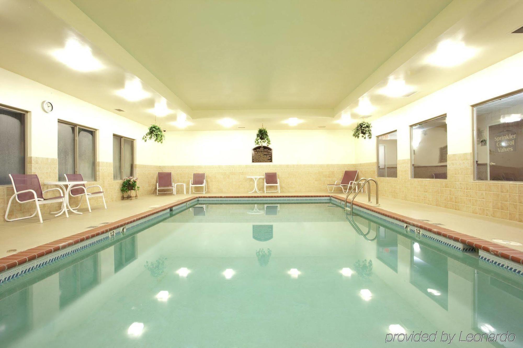 Holiday Inn Express Hotel & Suites Christiansburg By Ihg Exteriér fotografie