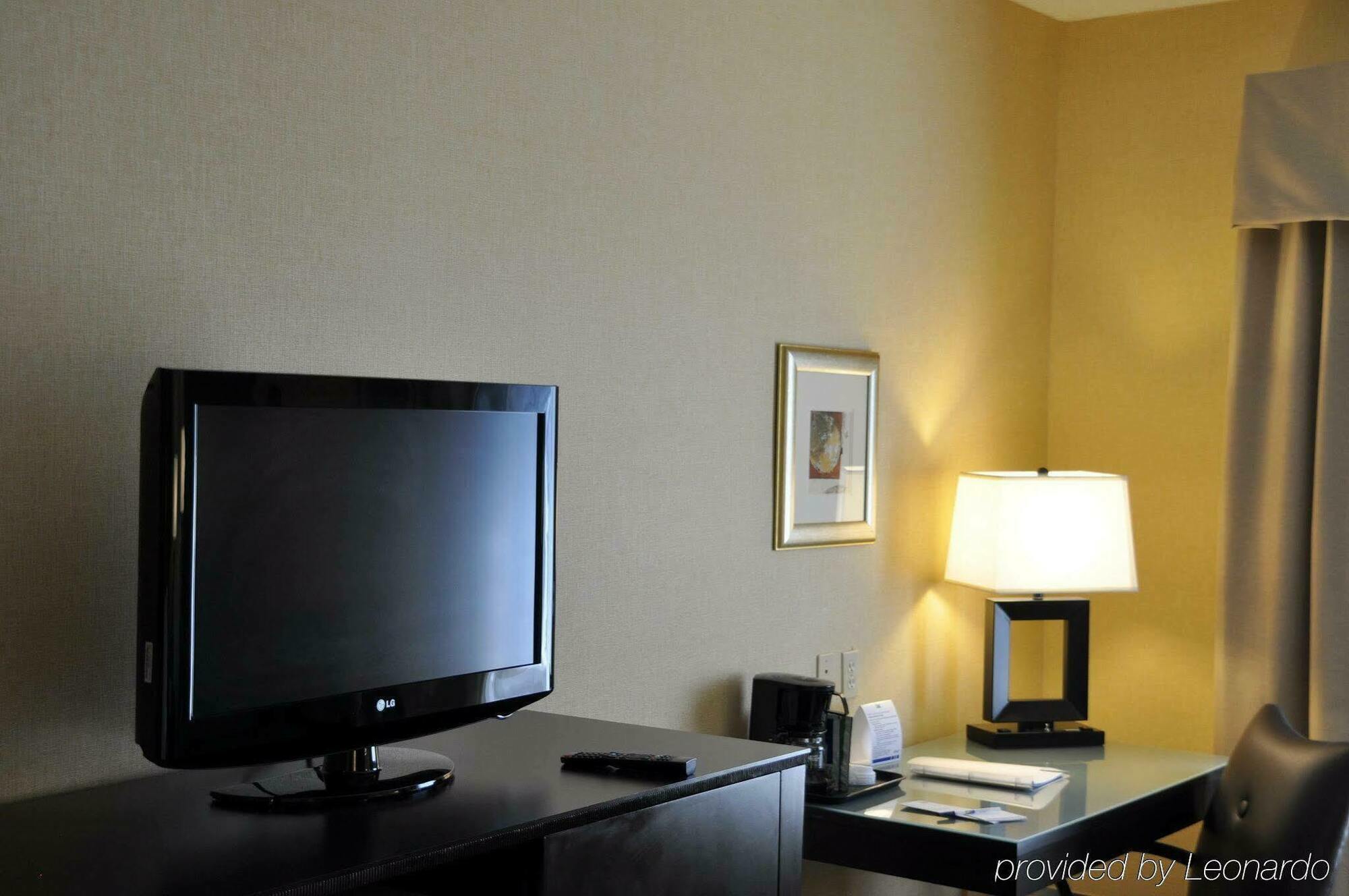 Holiday Inn Express Hotel & Suites Christiansburg By Ihg Pokoj fotografie